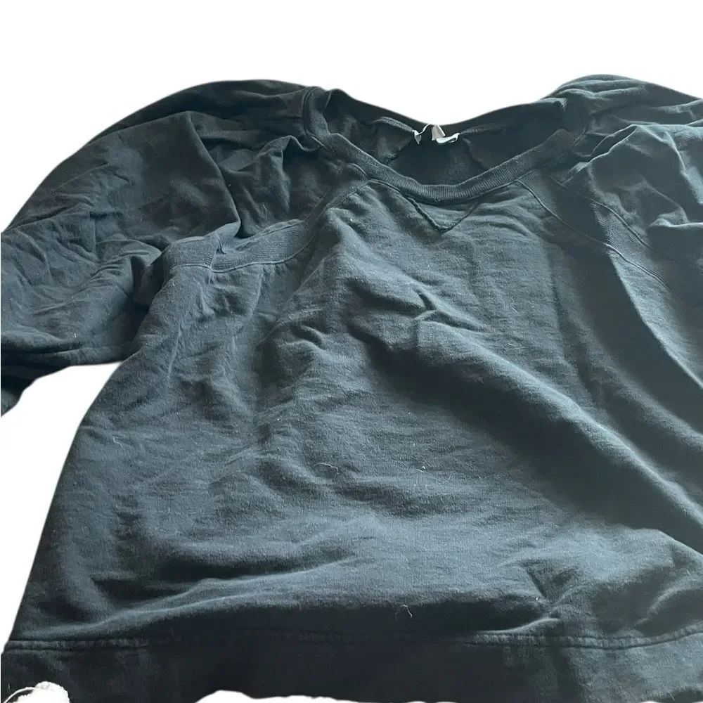 Gibson Latimer Black Long Sleeve Scoop Neck Top